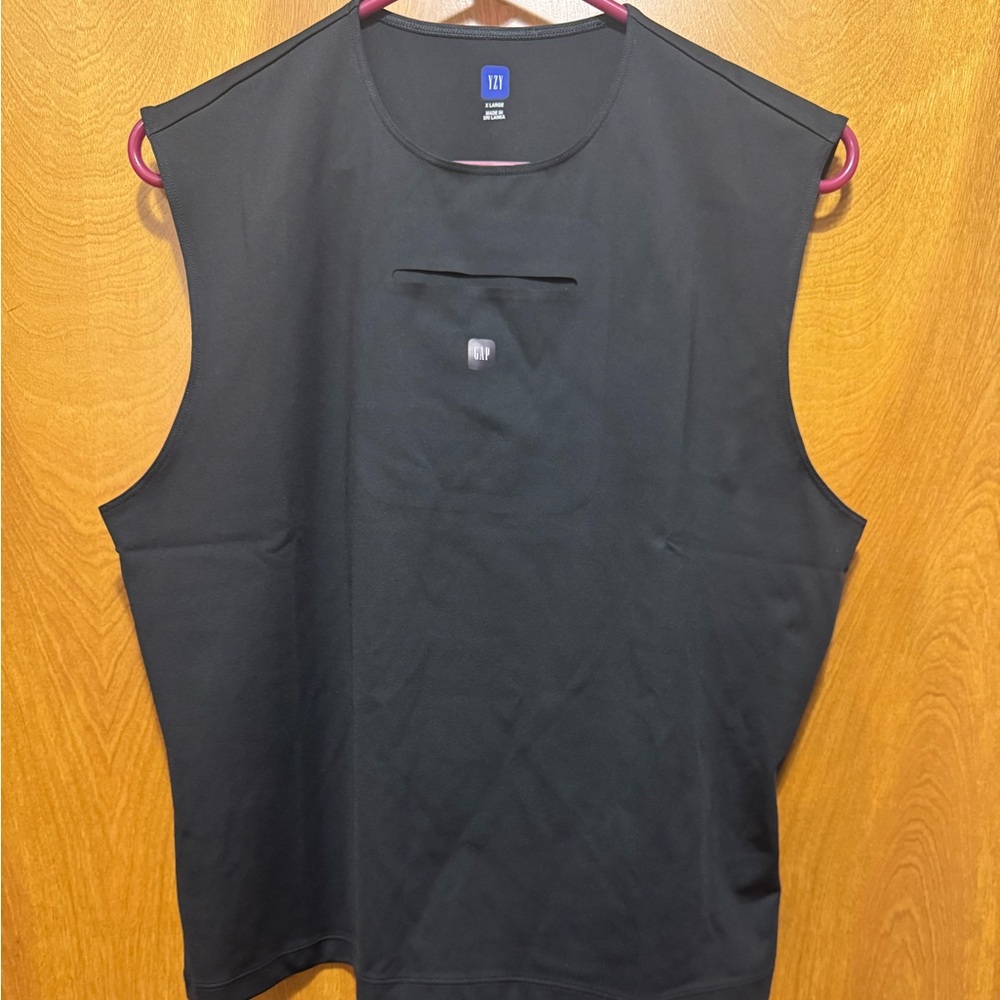 Yzy Gap Tank